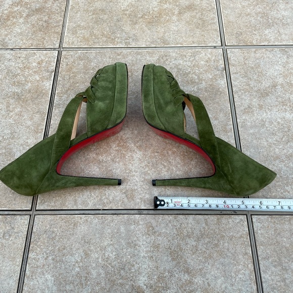Christian Louboutin Drapanova green suede pumps - Picture 8 of 12